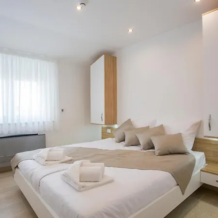 Adrion Aparthotel-3